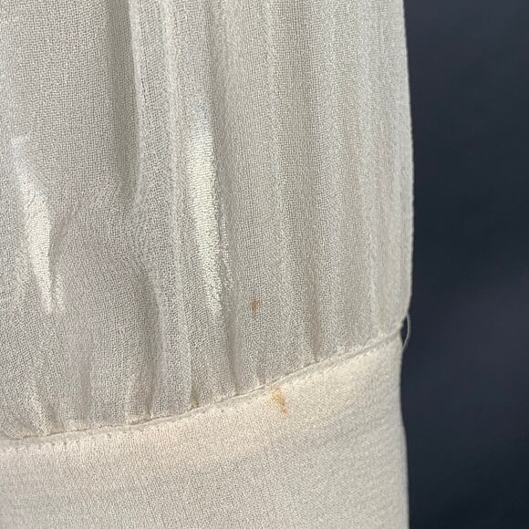 VINCE Size M Cream Silk Chiffon Ruffled Elastic Waistband Casual Top - Picture 6 of 8